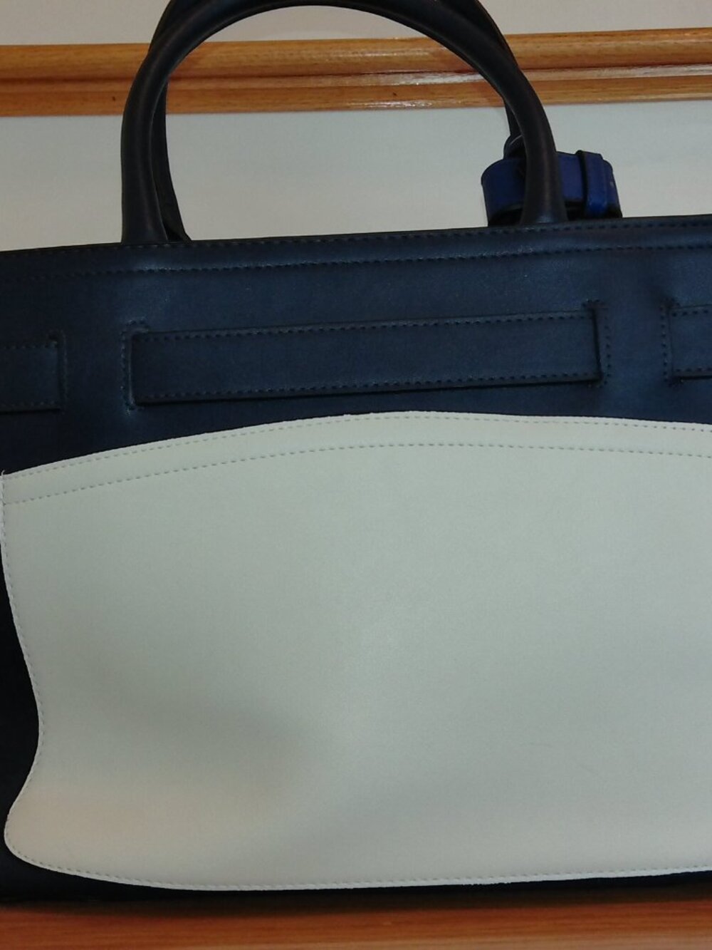 REED Boxer Belted Large Satchel w/Key Fob Charm NEW WITH TAGS! - Picture 2 of 11
